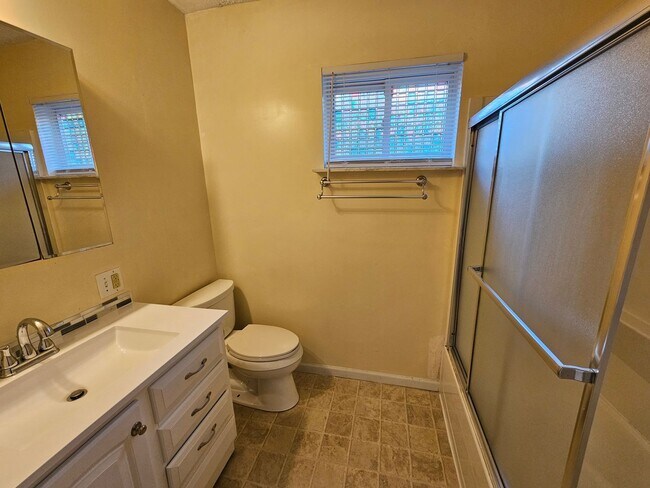 Foto del edificio - 361 Gilmore St