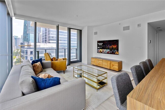 Foto del edificio - Echo Brickell 1451 Brickell Ave, Unit A1906