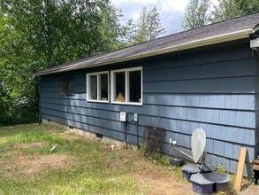 Building Photo - 90 E Dalby Rd