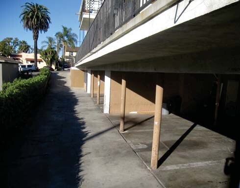 On-Site Parking - 3065 Hawthorn St