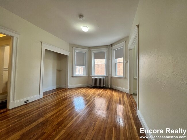 Building Photo - 1163 Boylston St