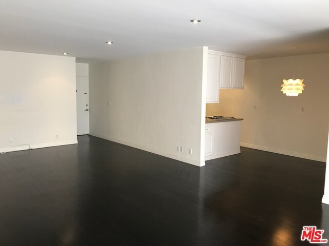 Building Photo - 131 N Gale Dr