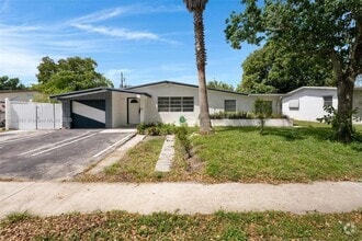 Building Photo - 700 SW 67th Ave