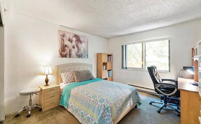 Foto del edificio - 1311 Webster St