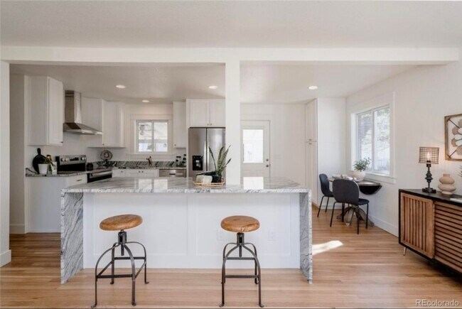 Building Photo - 4600 S Inca St