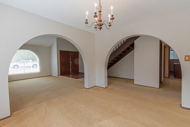 Foto del edificio - 6142 W Sierra St