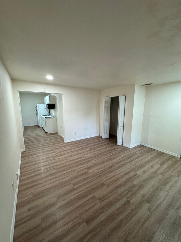 Foto principal - 1412 E Lemon St