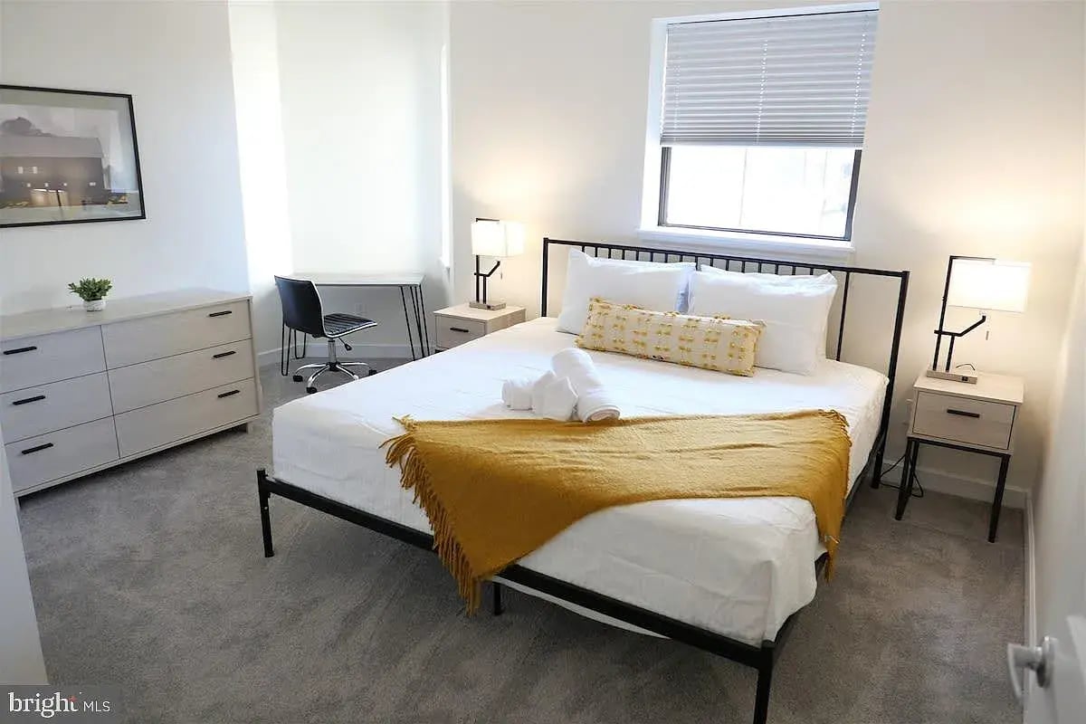 Photo - 1426 21st St NW (Washington, DC)