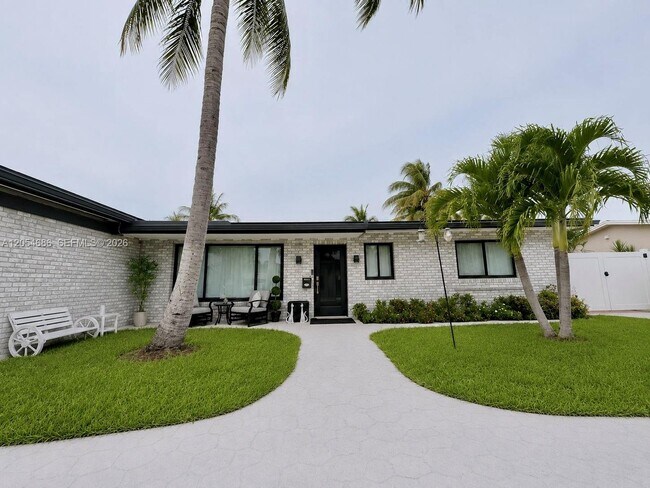 Foto del edificio - 8641 NW 19th St