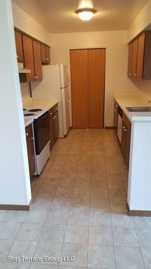 Building Photo - 1565 W Portview Dr