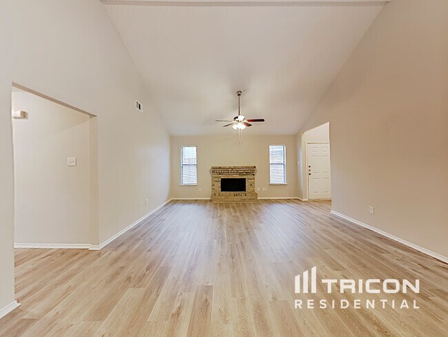 Foto del edificio - 4116 Amy Dr