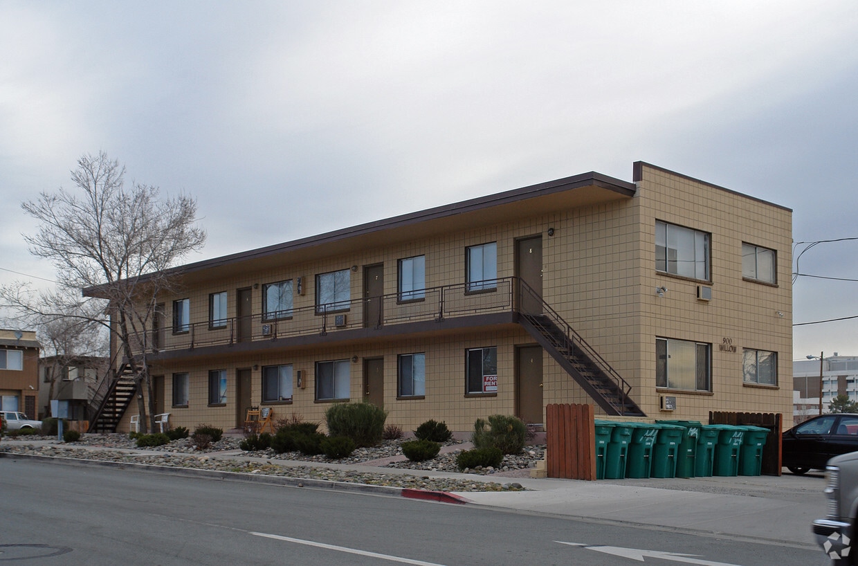 Primary Photo - 900 Willow St
