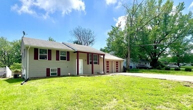 Building Photo - 12082 Garden Ln