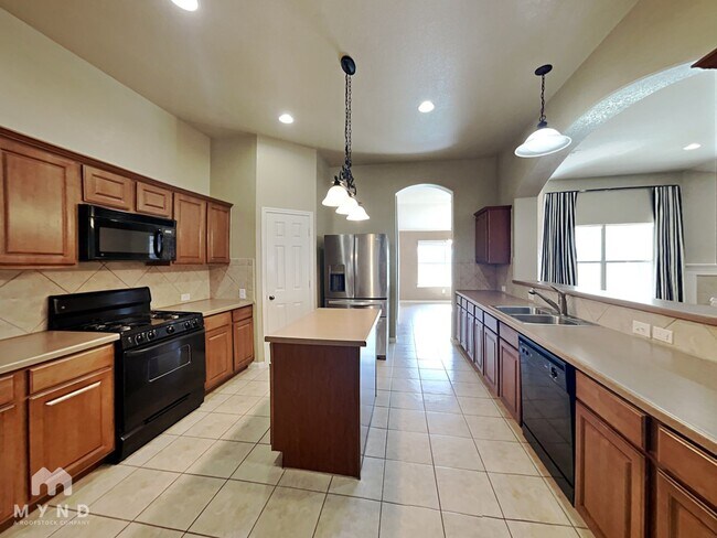 Foto del edificio - 333 Hidden Brook Ln