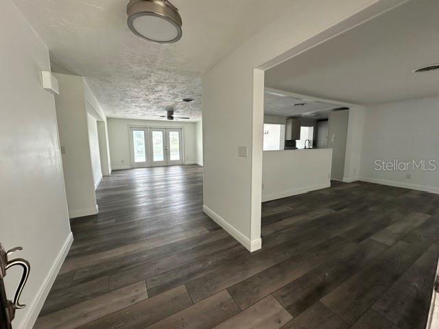 Foto del edificio - 1405 Stewart Blvd