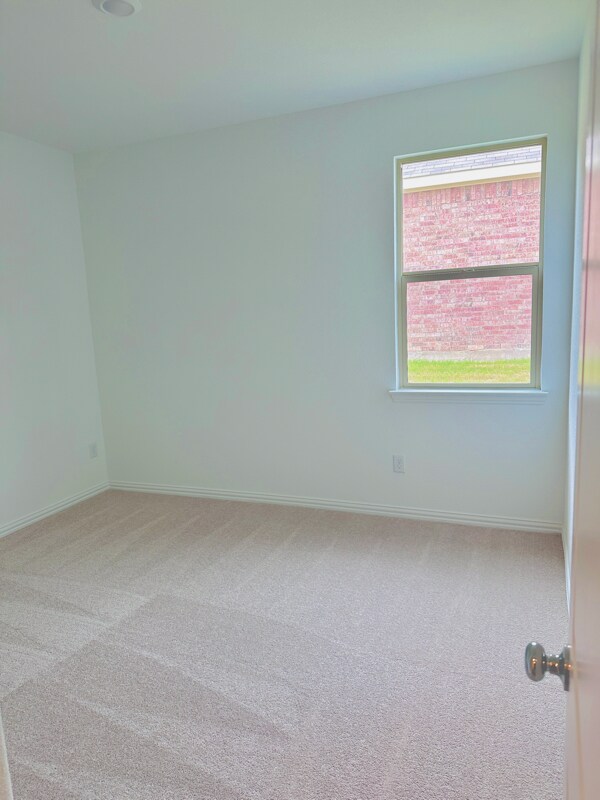 Building Photo - 3012 Chinkapin Ln