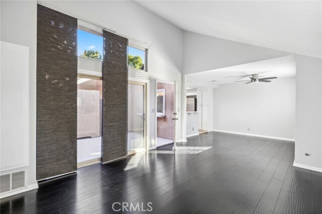 Foto del edificio - 16892 Westwood Ln