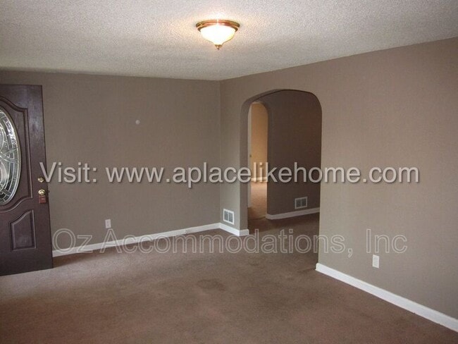 Foto del edificio - 2936 Stewart Ave