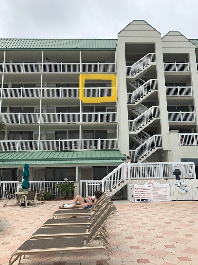 Foto del edificio - Ocean FRONT Studio! Amazing and must see! DEPOSIT-FREE Renting option thru OBLIGO! Deposit Altern...