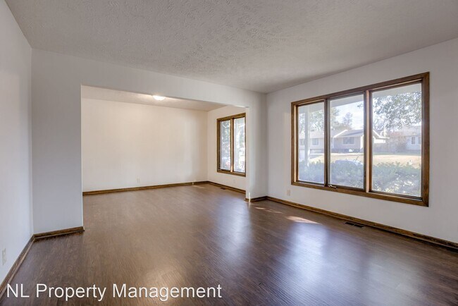 Foto del edificio - 4 br, 2.5 bath House - 13002 S. 30th Street