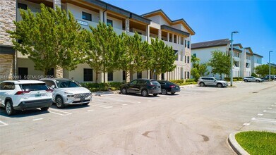 Building Photo - 8175 NW 104th Ave