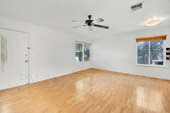 Building Photo - 1337 Dorothy Ave
