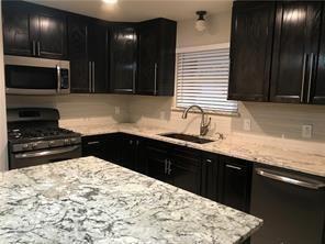 Foto del edificio - 8926 Angleton Pl