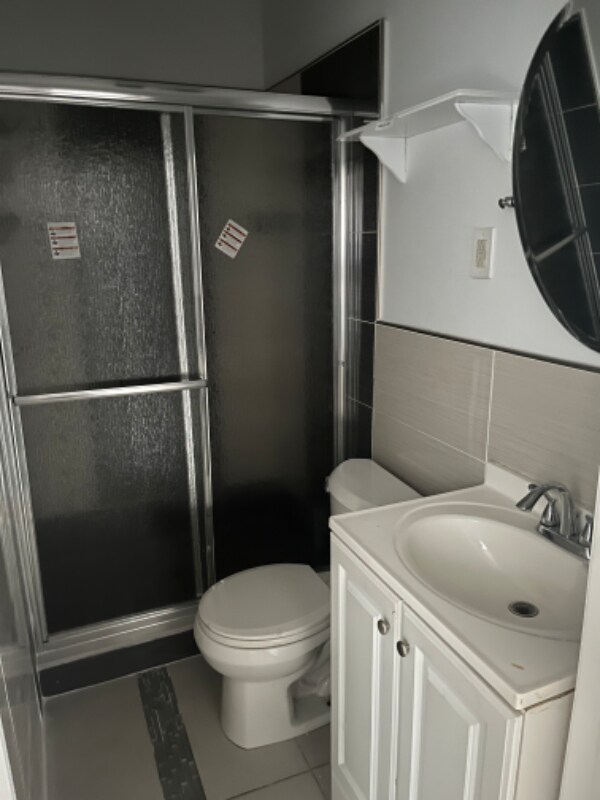 Primary Photo - 1022 Pine St
