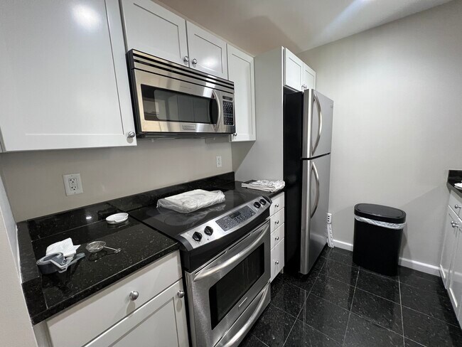 Foto del edificio - 1661 Washington St