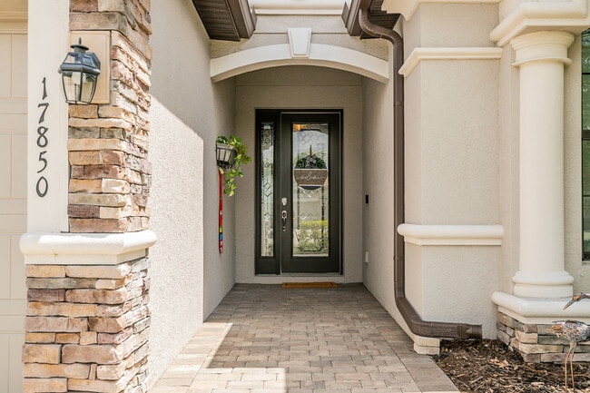 Building Photo - 17850 Polo Trl