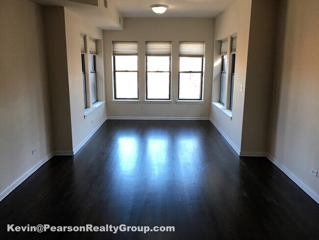 Foto del edificio - 7734 N Paulina St