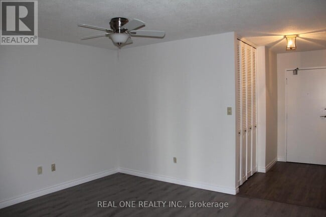 Photo du bâtiment - 3300 Don Mills Rd