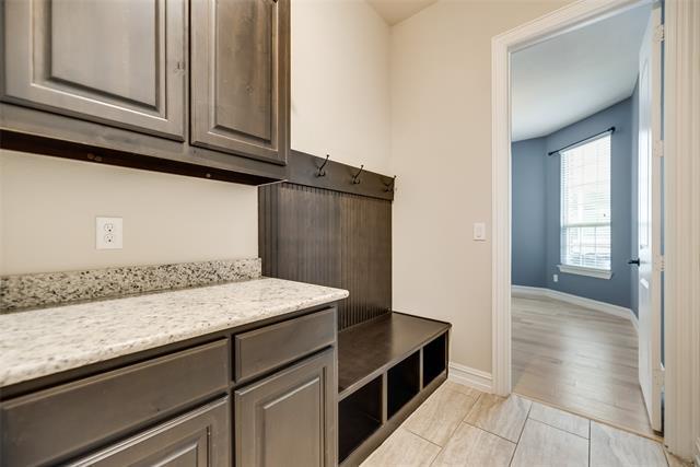 Foto del edificio - 950 Park Ridge Dr