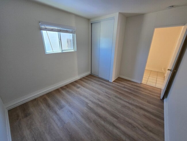 Foto del edificio - Clairemont  3br, 1 ba. Detached Home.