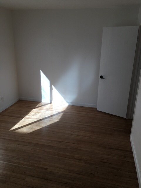 Foto del edificio - 2641 23rd St