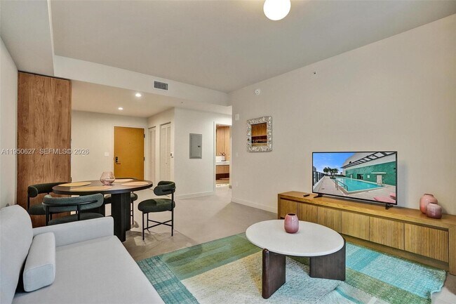 Foto del edificio - 11 NE 6th St