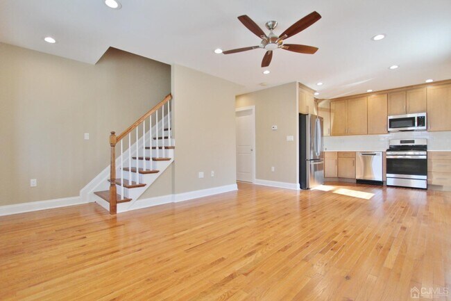 Foto del edificio - 36 Brookside Ave