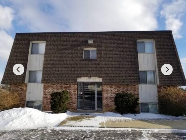 Foto del edificio - 136 Brunswick Dr