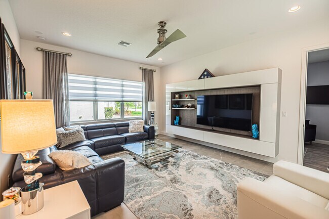 Foto del edificio - 11039 SW Ivory Springs Ln