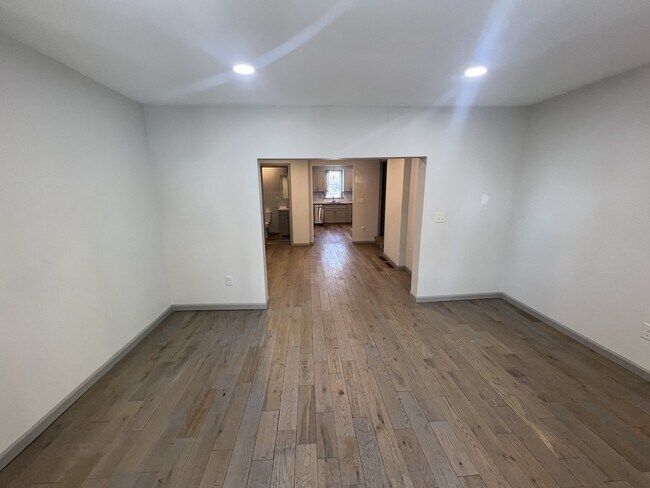 Foto del edificio - 34 N Lee St