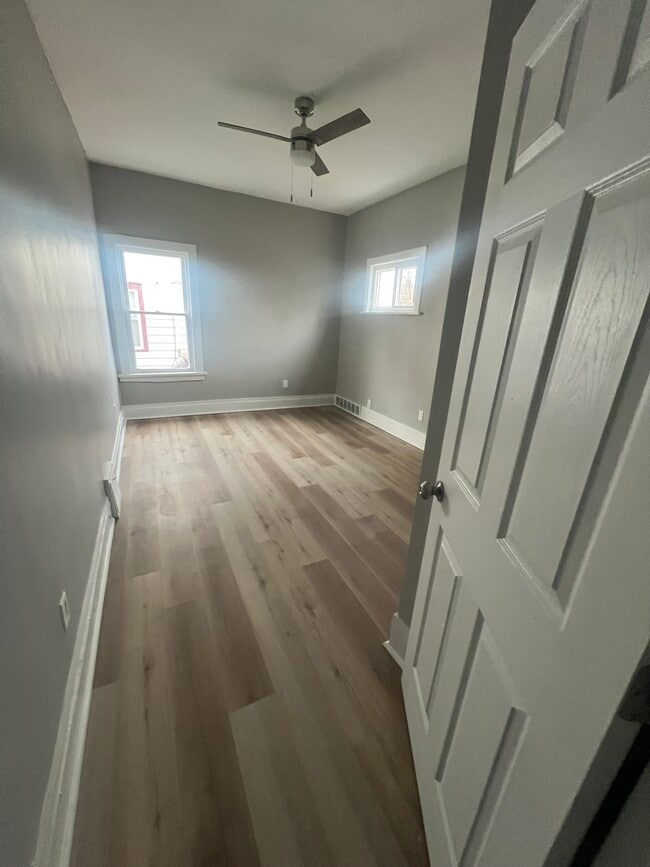 Foto del edificio - 1569 Glenmont Rd