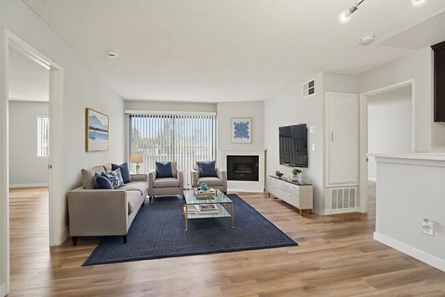 Building Photo - Saticoy Gardens