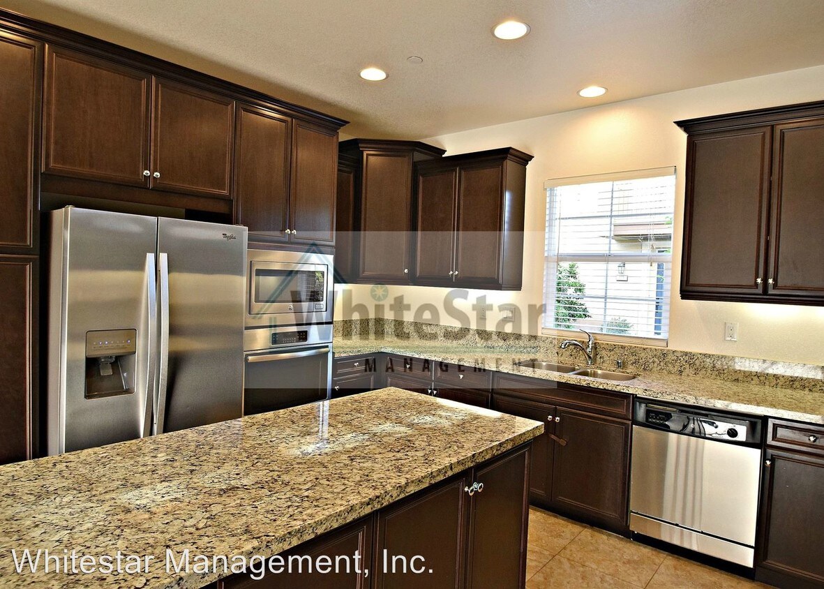Primary Photo - 3 br, 3 bath House - 575 Via De La Paz