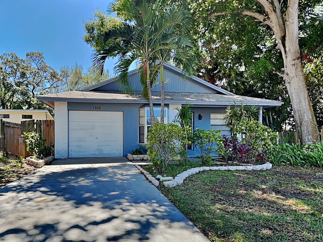 Foto principal - 1305 Georgia Ave