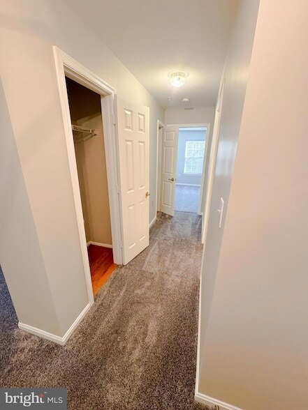 Foto del edificio - 6500 Lake Park Dr