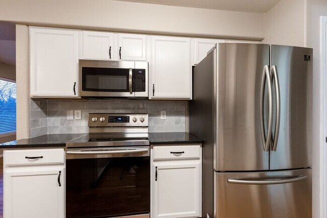 Foto del edificio - 850 S Overland Trail