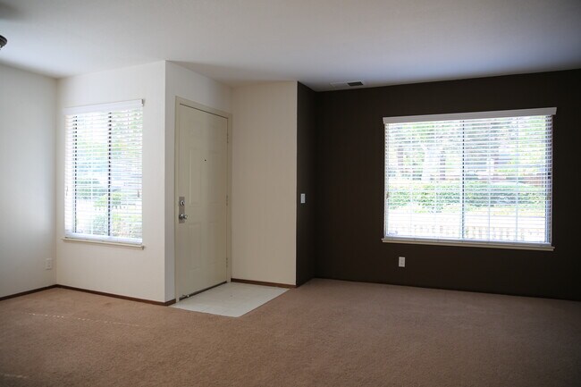 entrada principal - 7408 Oxford Cir