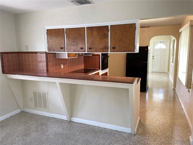 Foto del edificio - 6943 Burlington Ave N