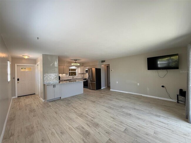 Foto del edificio - 175 55th Ave