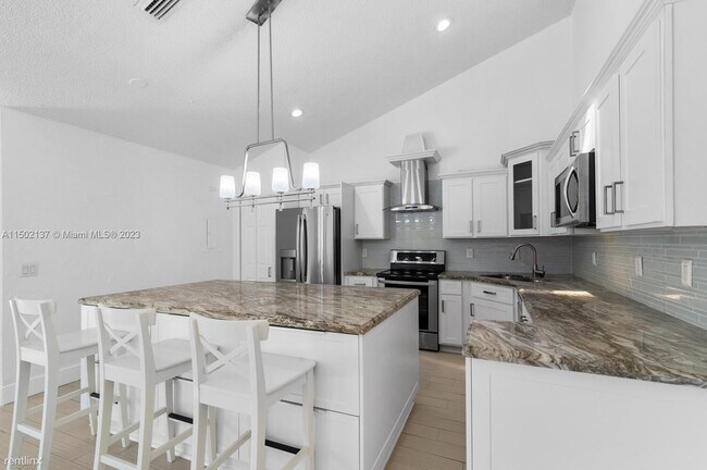Foto del edificio - 3 br, 3.5 bath Condo - 9658 Boca Gardens P...